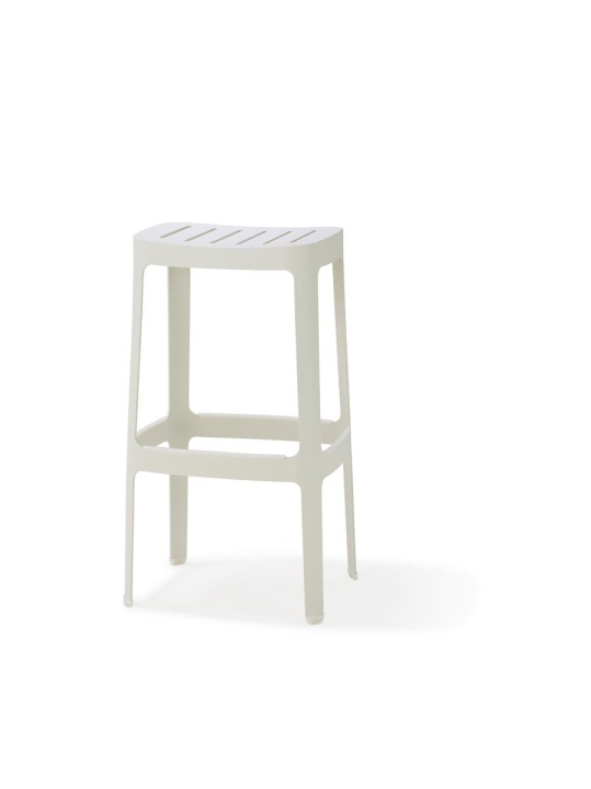 Cut barstol, hög - vit i gruppen Utemöbler / Material / Aluminiummöbler / Stolar - Aluminiummöbler hos Sommarboden i Höllviken AB (11402AW)