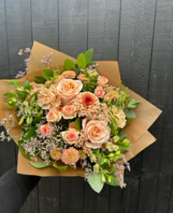 Försommarbukett Aprikos