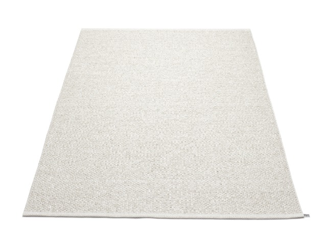 Svea matta - stone metallic/fossil grey 180x260 cm