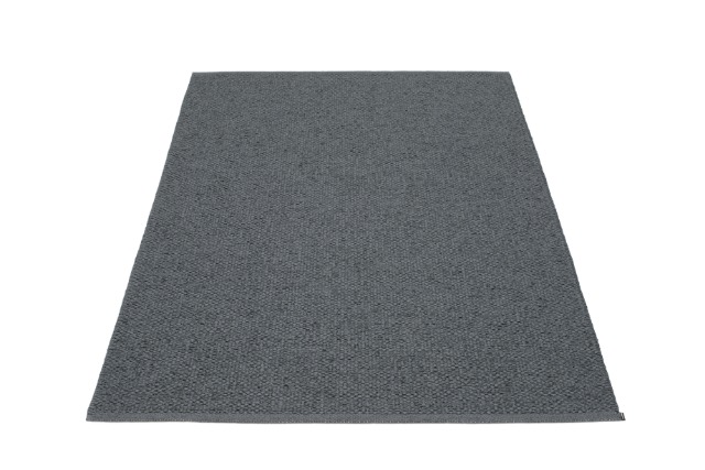 Svea matta - granit/black metallic 140x220 cm