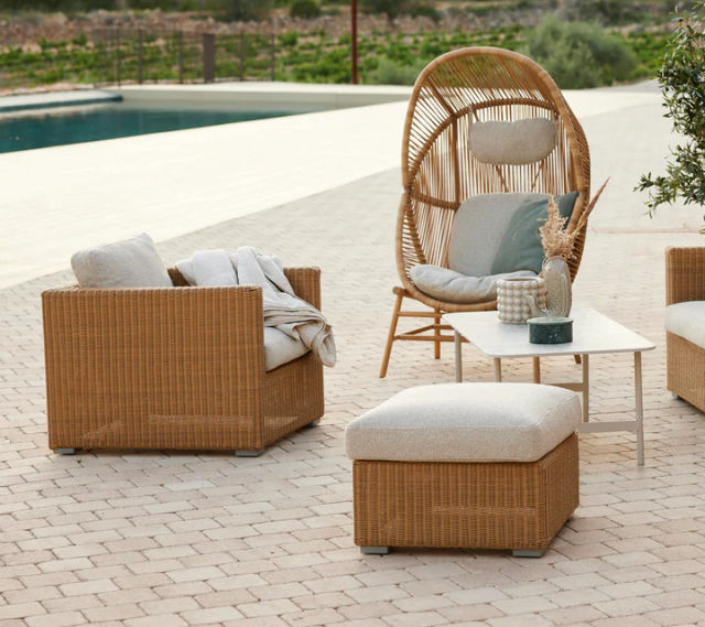 Chester dyna fotpall - finns i flera färger