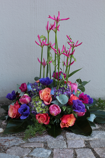 Stående dekoration begravning, liten - varm