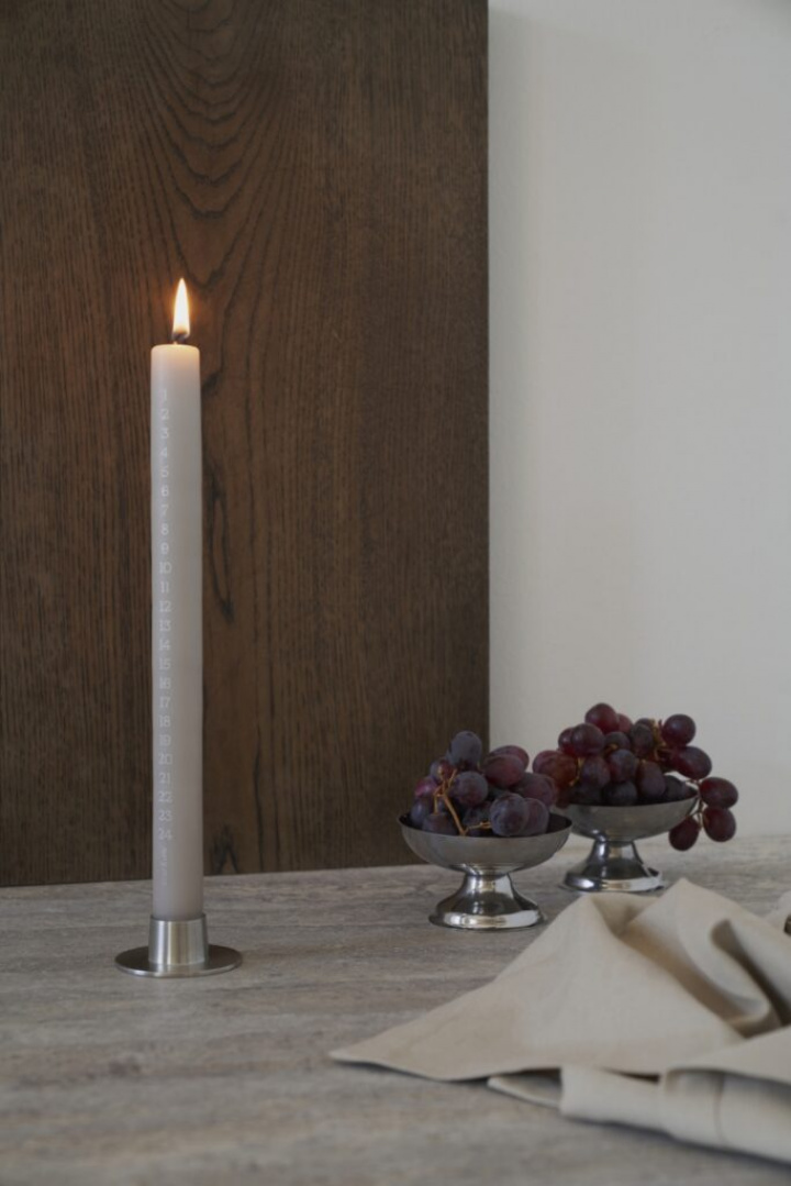 Kalenderljus cylindriska 28 cm - finns i flera färger i gruppen Jul / Juldekoration / Ljushållare & Ljus hos Sommarboden i Höllviken AB (03208K-XX)
