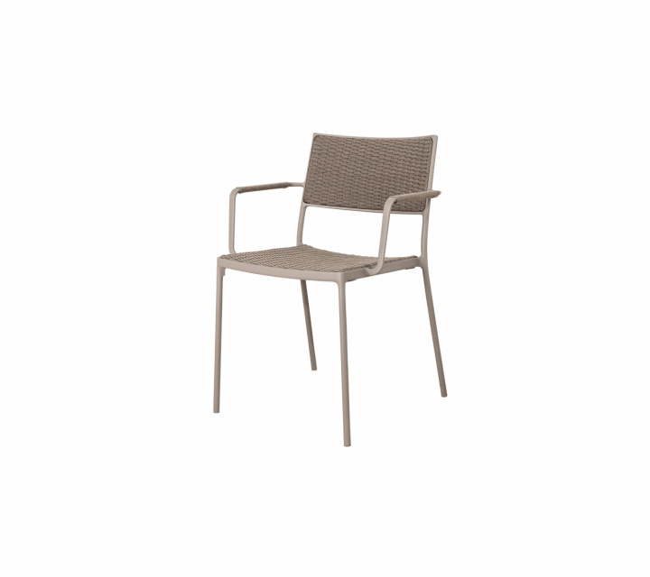 Less stol m/armstöd stapelbar - taupe i gruppen Utemöbler / Material / Aluminiummöbler / Stolar - Aluminiummöbler hos Sommarboden i Höllviken AB (11430ATROT)