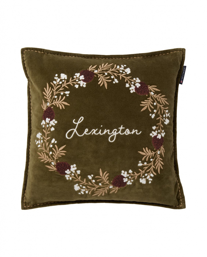 Wreath Velvet kuddfodral - olive/brown/white i gruppen Inredning / Textilier / Kuddar & Plädar hos Sommarboden i Höllviken AB (12544110-8067)