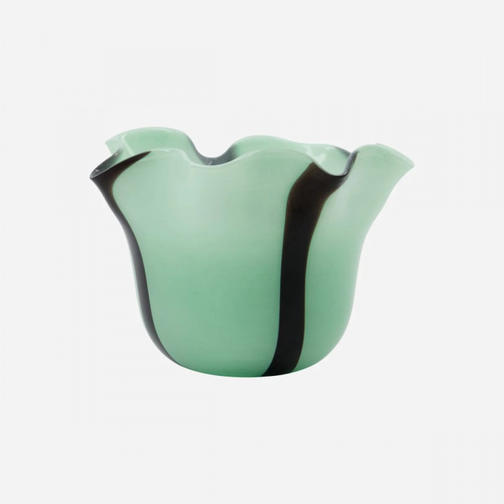 Loose vas H16,5 cm - light green i gruppen Inredning / Dekoration / Vaser hos Sommarboden i Höllviken AB (202106068-HD)