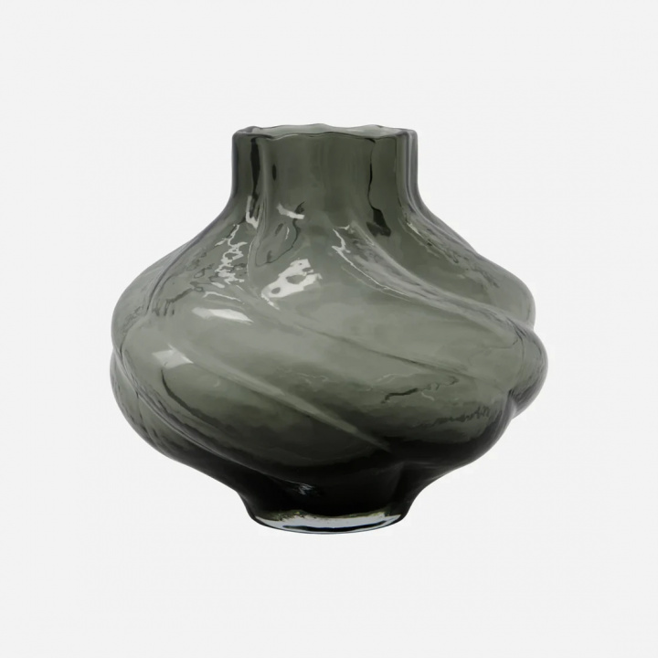 Turn vas H18,5 cm - smoked grey i gruppen Inredning / Dekoration / Vaser hos Sommarboden i Höllviken AB (202109213-HD)