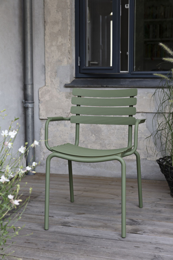 ReCLIPS karmstol - fler färger i gruppen Utemöbler / Fåtöljer & Stolar / Stolar med karm hos Sommarboden i Höllviken AB (22302-reclips)