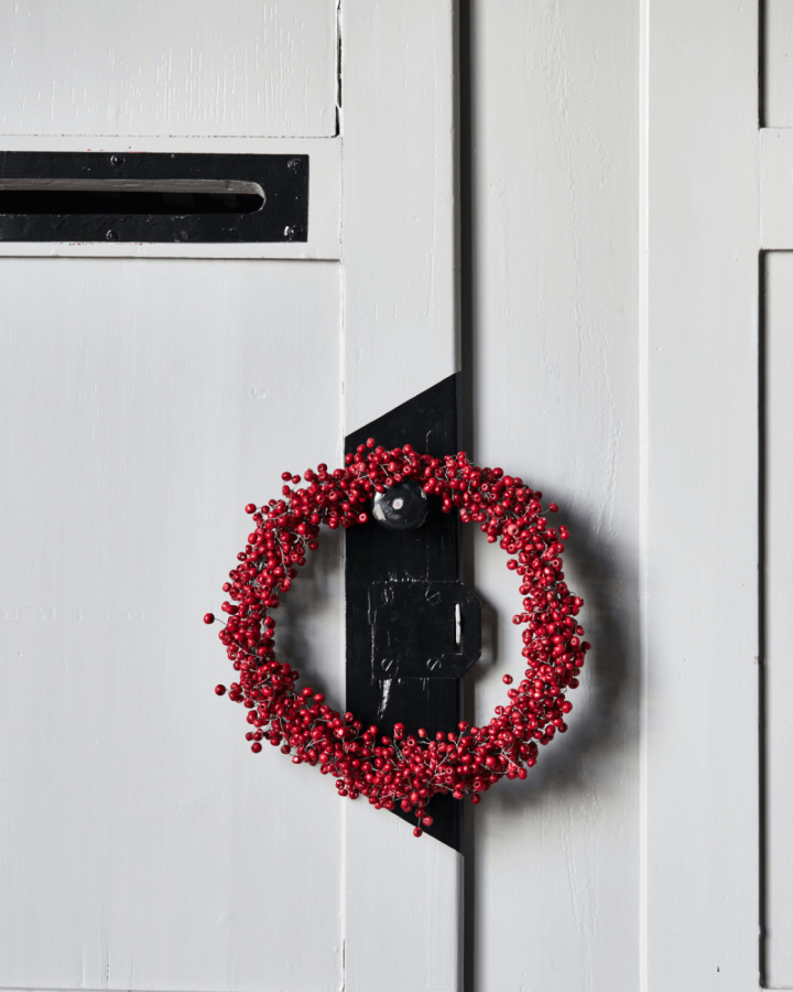 Winter krans med bär - red i gruppen Jul / Juldekoration hos Sommarboden i Höllviken AB (257870097-HD)