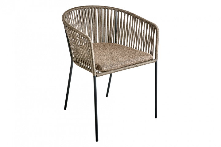 Piatto karmstol - mud brown/black/raw peanut dyna i gruppen Utemöbler / Fåtöljer & Stolar / Stolar med karm hos Sommarboden i Höllviken AB (4611-612-8-620)