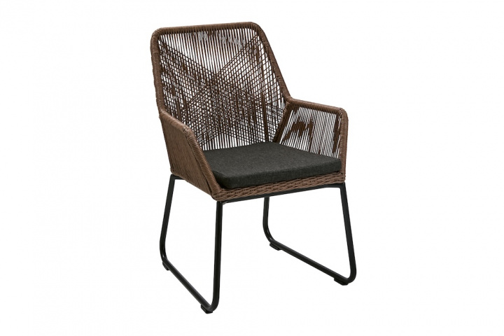 Midway karmstol KD - ljusbrun/svart dyna i gruppen Utemöbler / Fåtöljer & Stolar / Karmstolar hos Sommarboden i Höllviken AB (5032-8-61-81)