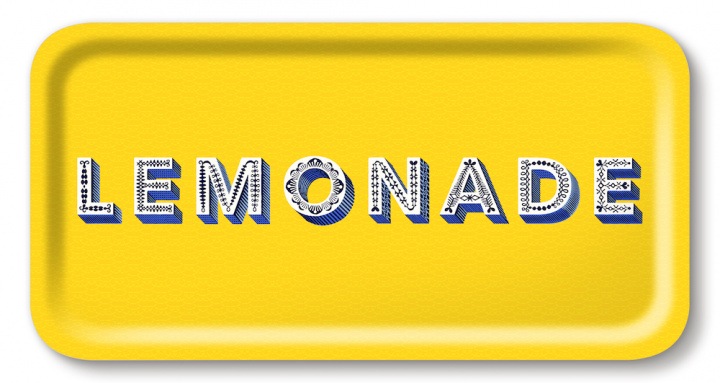 Lemonade bricka 43x22 cm - yellow i gruppen Inredning / Kök & Dukning / Brickor & Grytunderlägg hos Sommarboden i Höllviken AB (AB4322-431)