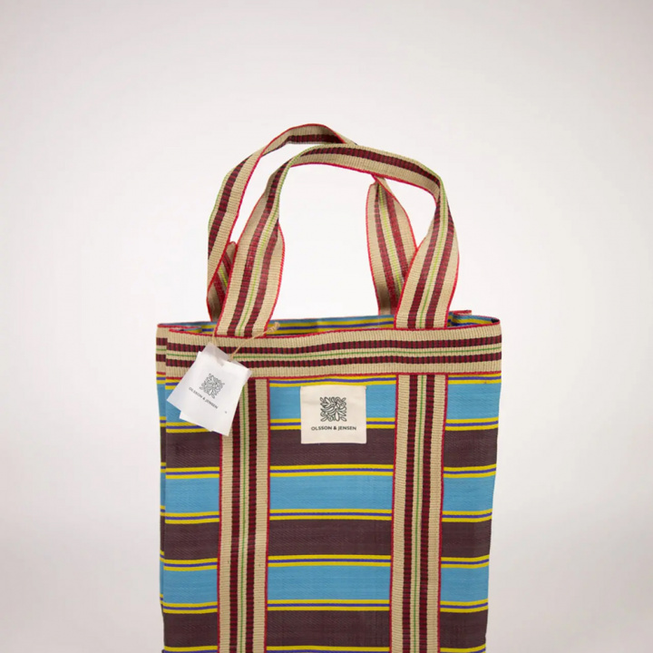 Jojo shoppingbag, mellan- multi i gruppen Inredning / Textilier / Kläder & Accessoarer hos Sommarboden i Höllviken AB (AR010223-OJ)