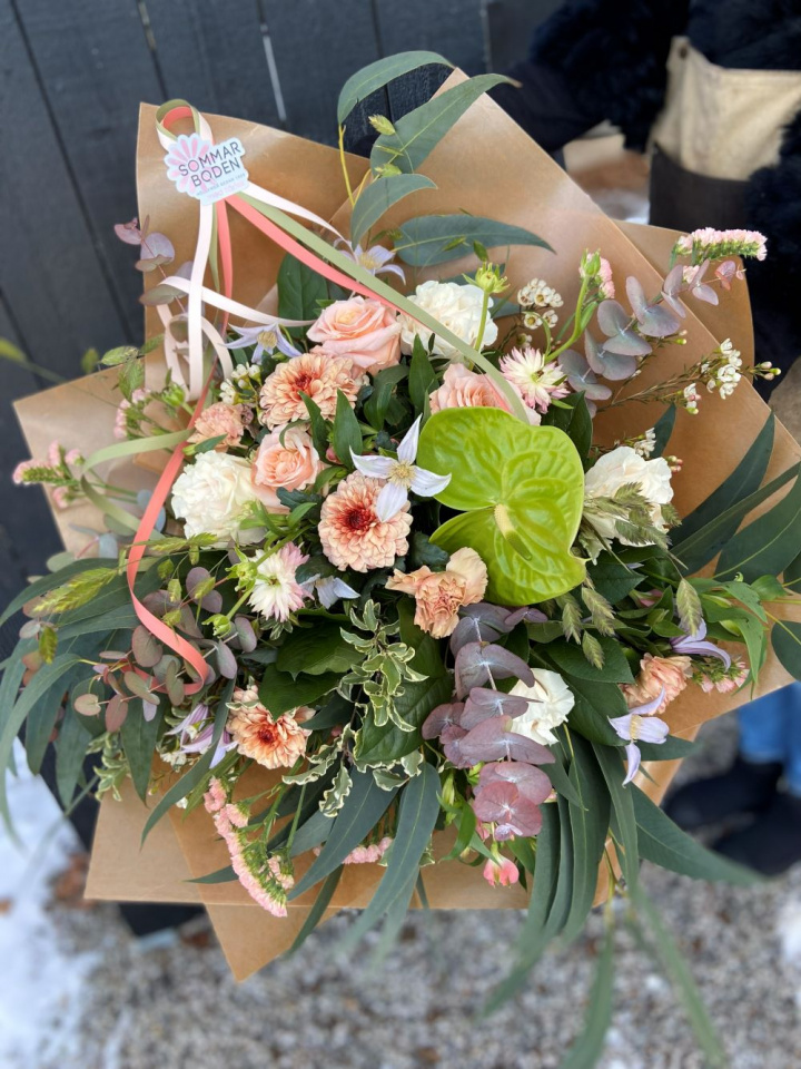 Alla hjärtans dag bukett, lyx - Gratis bud! i gruppen Presenter / Alla hjärtans dag present hos Sommarboden i Höllviken AB (Allahjartans-1199kr-SET)