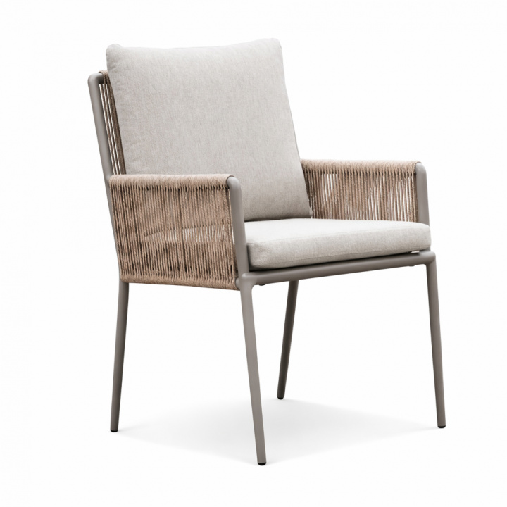 Kivik karmstol - khaki/taupe i gruppen Utemöbler / Fåtöljer & Stolar / Stolar med karm hos Sommarboden i Höllviken AB (B12-210-2-NC24028R)