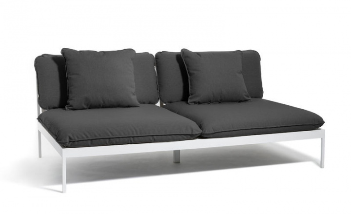 Bönan lounge 2-sits soffa - light grey/dark grey Sling i gruppen Utemöbler / Loungemöbler / Loungemoduler / 2-sits soffor - Loungemoduler hos Sommarboden i Höllviken AB (BONLS-LG-BONLSC-DGS)