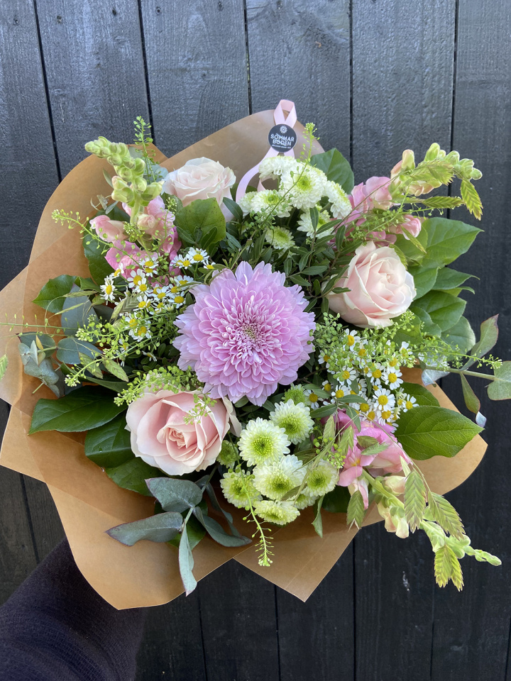 Sommarbukett - rosa i gruppen Blommor hos Sommarboden i Höllviken AB (Sommarbukett-rosa-SET)