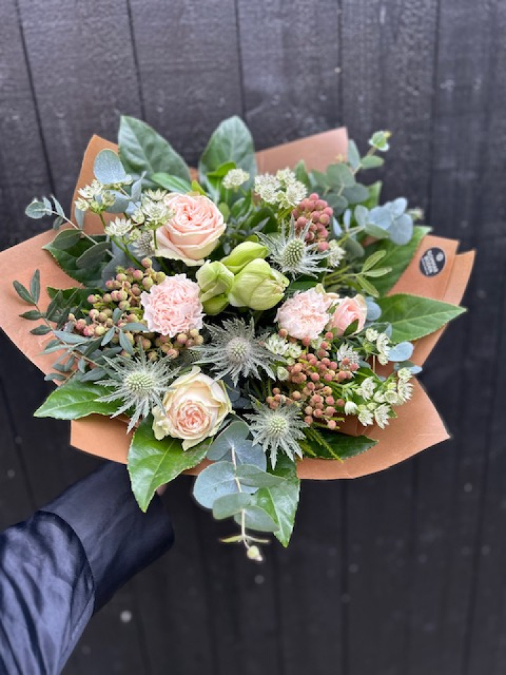 Vinterbukett - Floristens favorit i gruppen Blommor hos Sommarboden i Höllviken AB (Vinterbukett-SET)