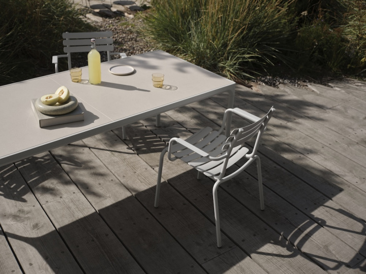 FOUR keramik bord - fler utföranden i gruppen Utemöbler / Bord / Matbord hos Sommarboden i Höllviken AB (four-ceramic)